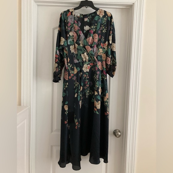 👗👗Teri Jon Floral Dress Size 10 Long Sleeve Black Multicolor - Picture 10 of 10